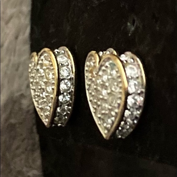 SWAROVSKI Signed Gold Tone Pavel Crystal Heart Earrings - Picture 3 of 15